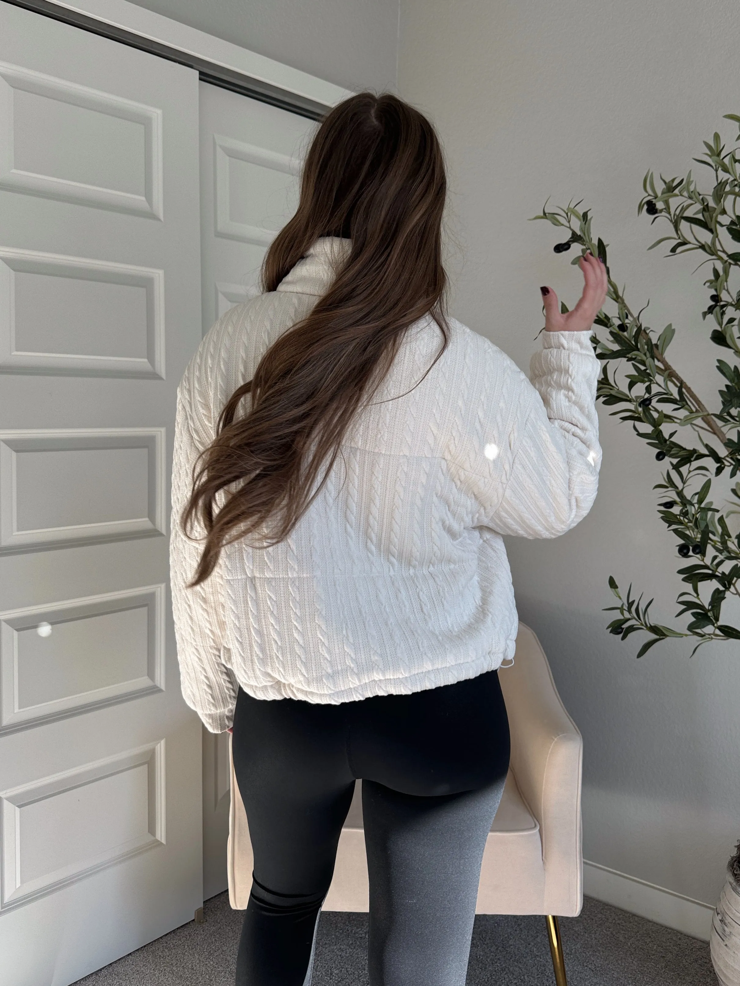 Alpine Cable Knit Puffer Jacket (Ivory)