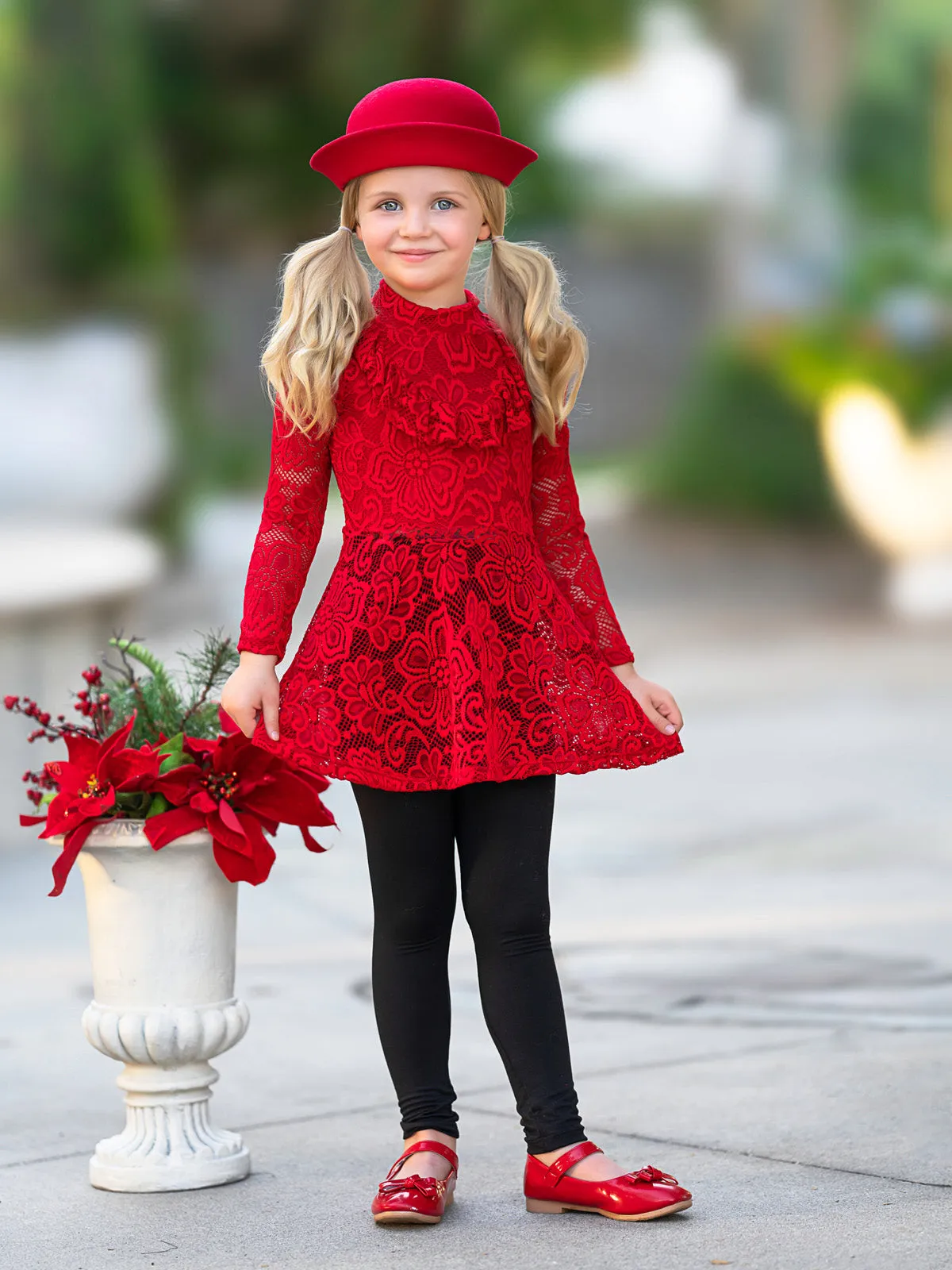 Elegant Lace Long Sleeve Tunic And Legging Set