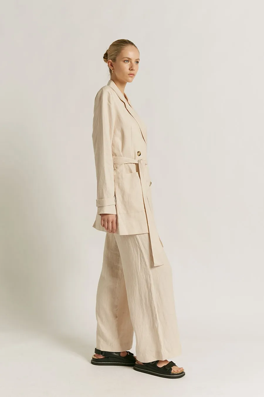 Fleur Linen Tie Blazer