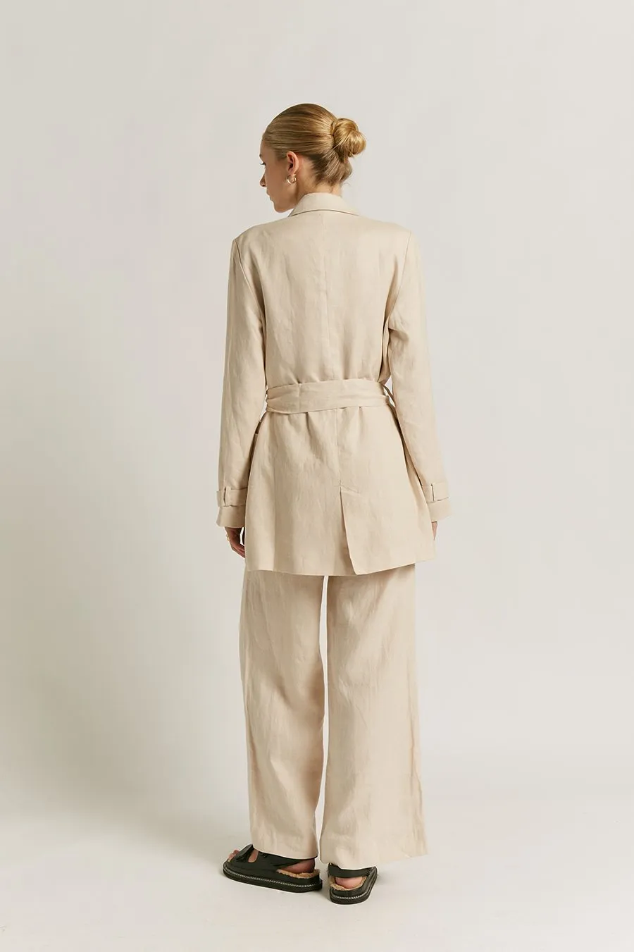 Fleur Linen Tie Blazer