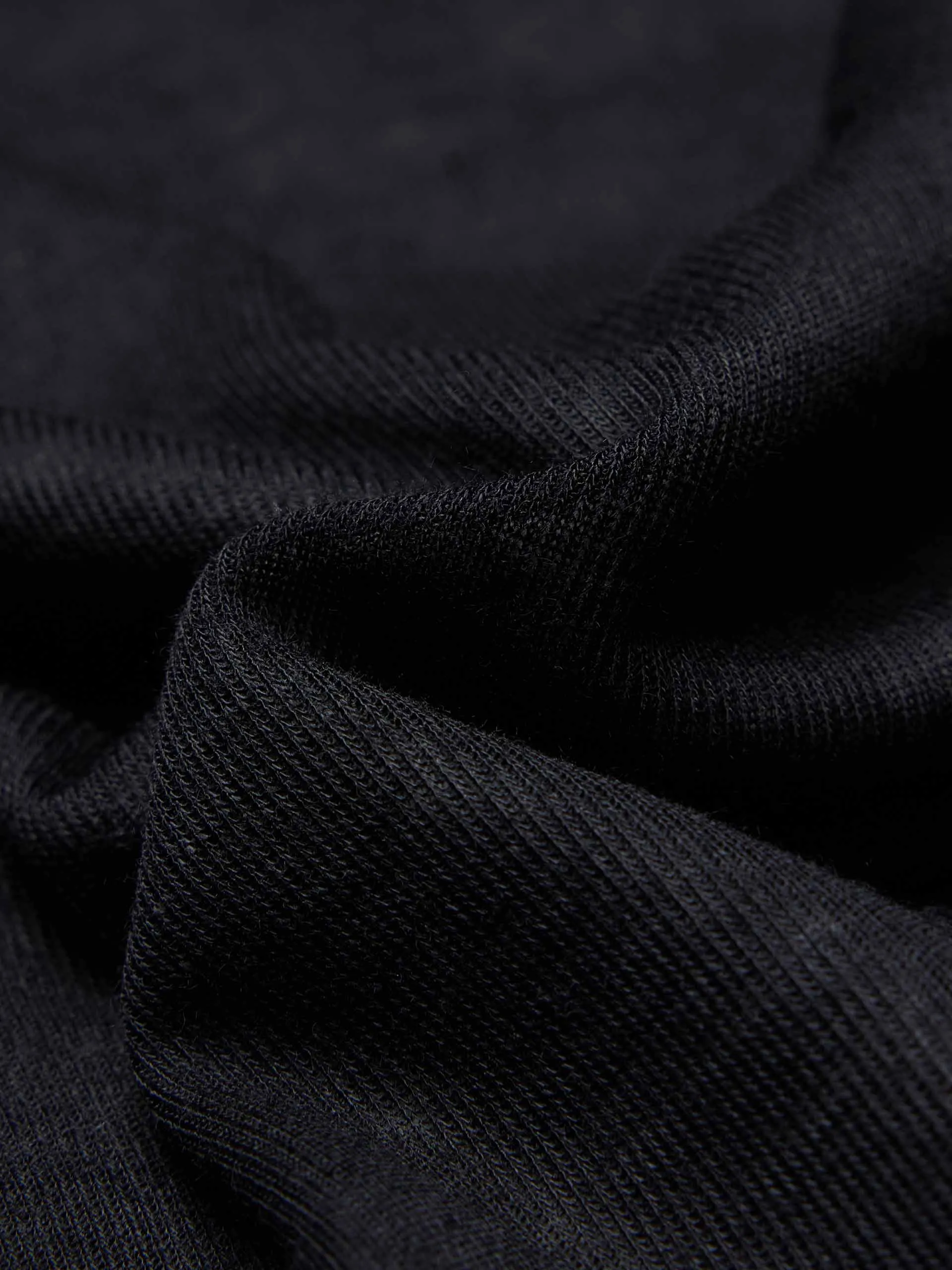 Lightweight Contrast Top