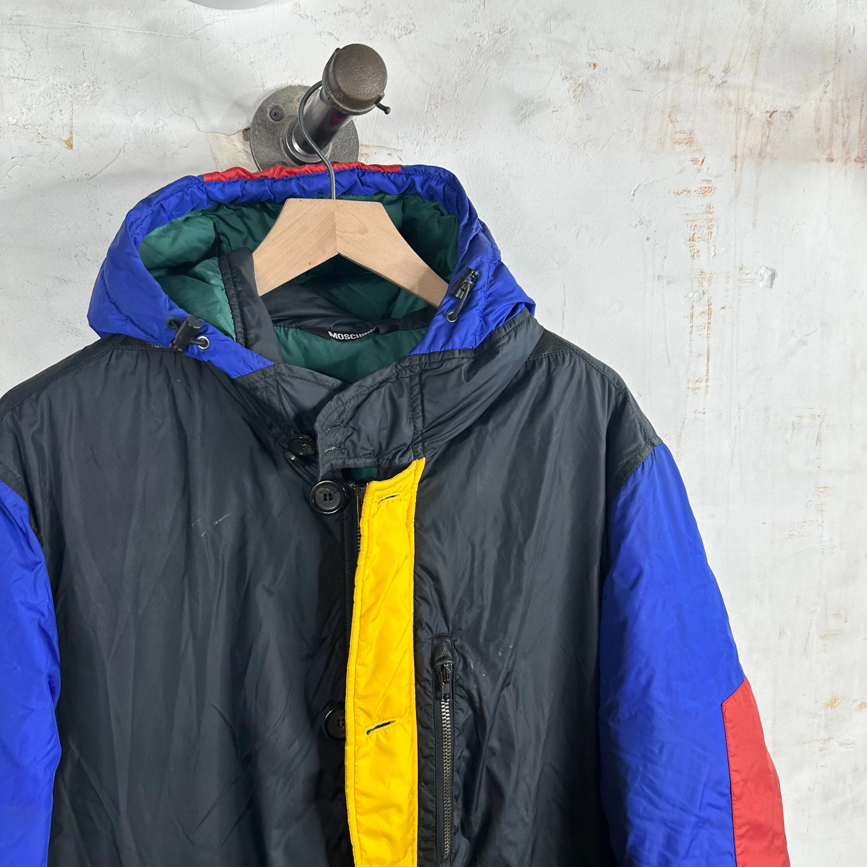 Moschino Peace Light Puffer