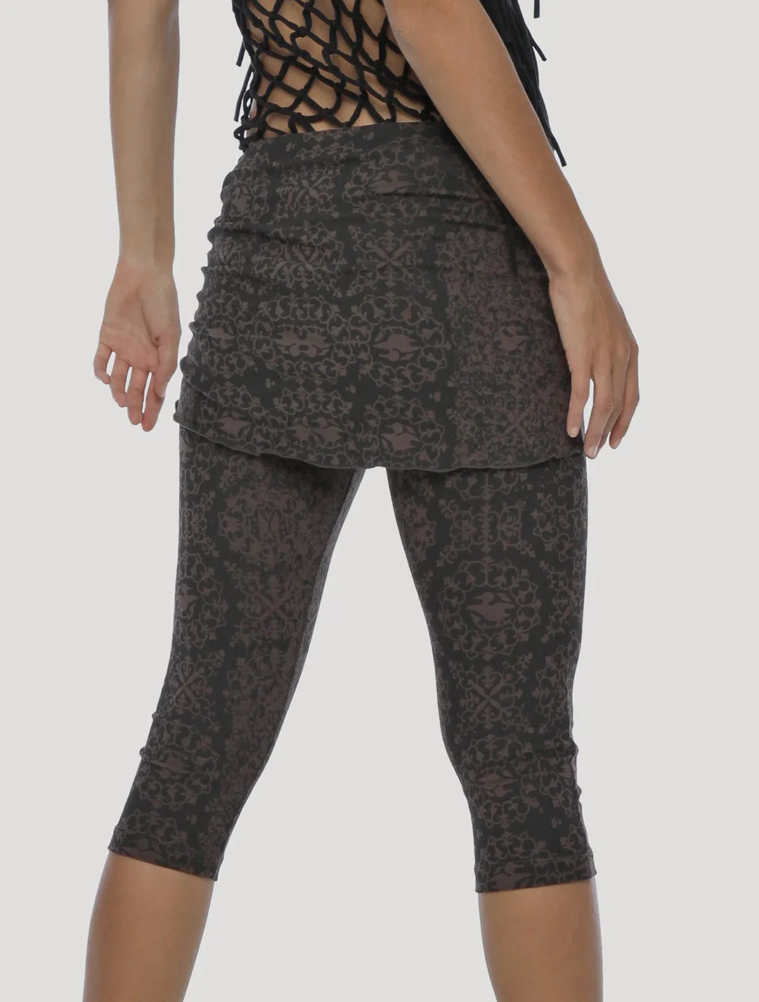 The Goddess Capri Skirted Leggings